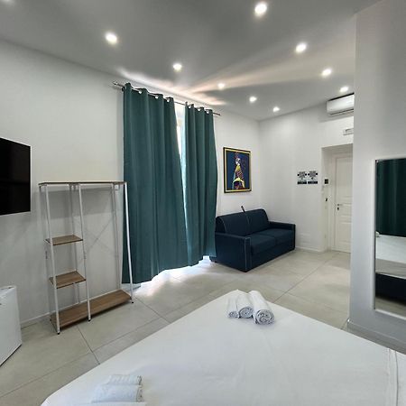 Enjoy Rooms Napoli Esterno foto