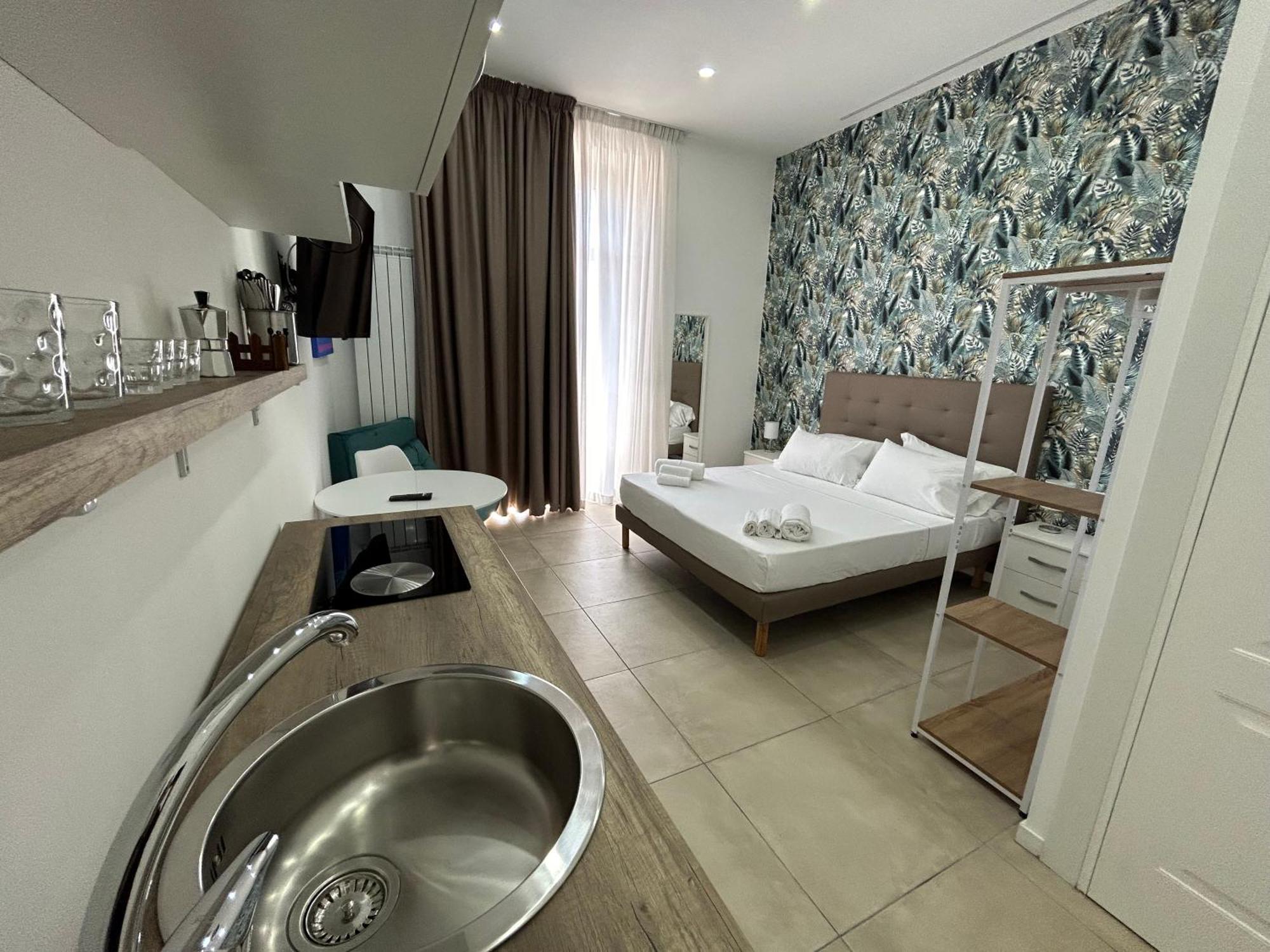Enjoy Rooms Napoli Esterno foto