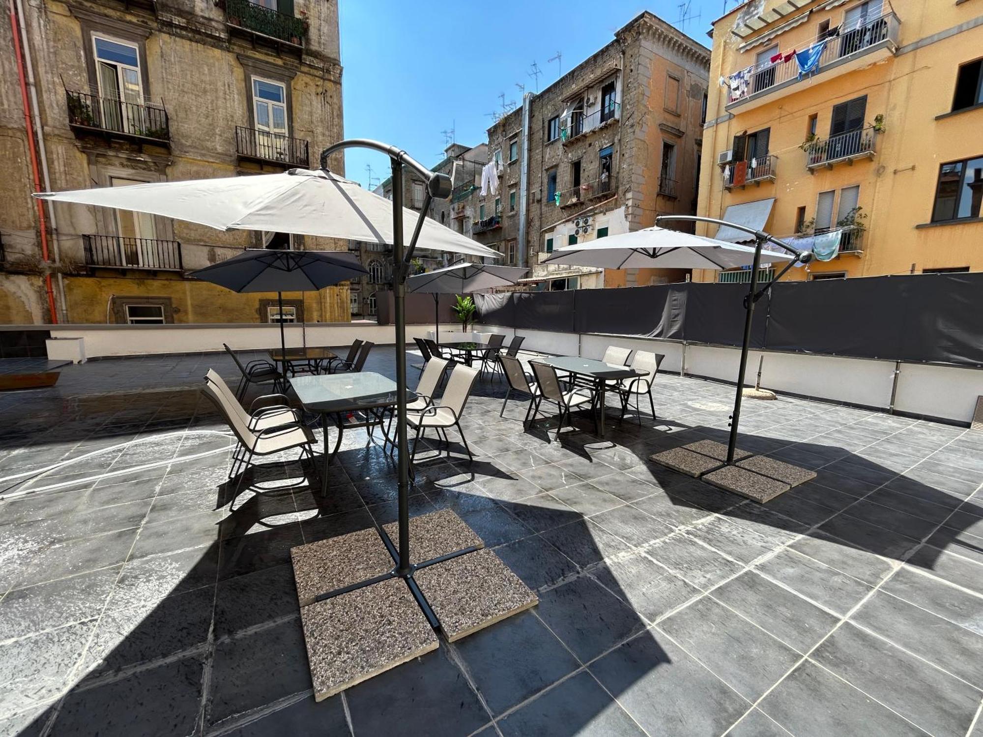 Enjoy Rooms Napoli Esterno foto