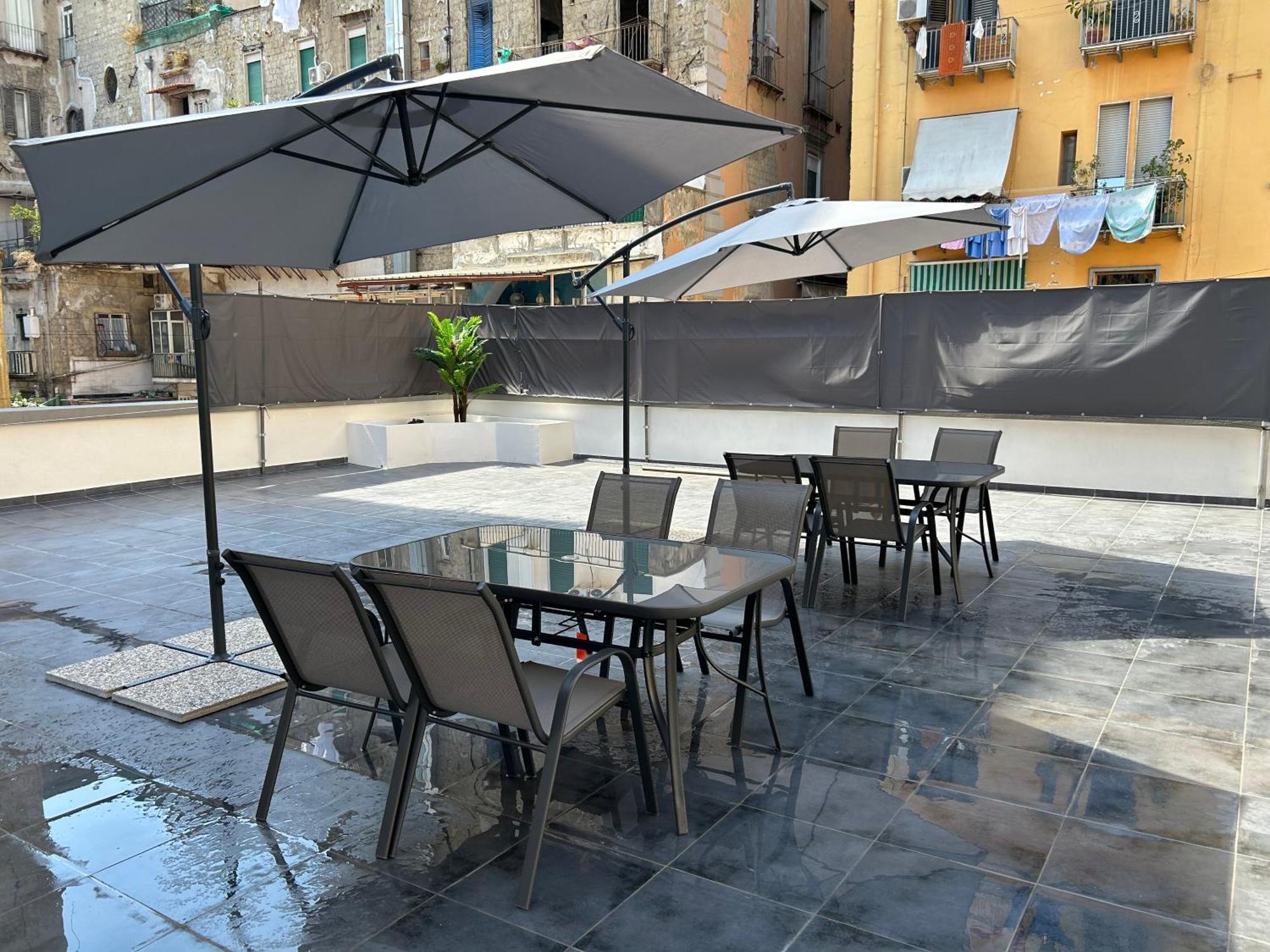 Enjoy Rooms Napoli Esterno foto