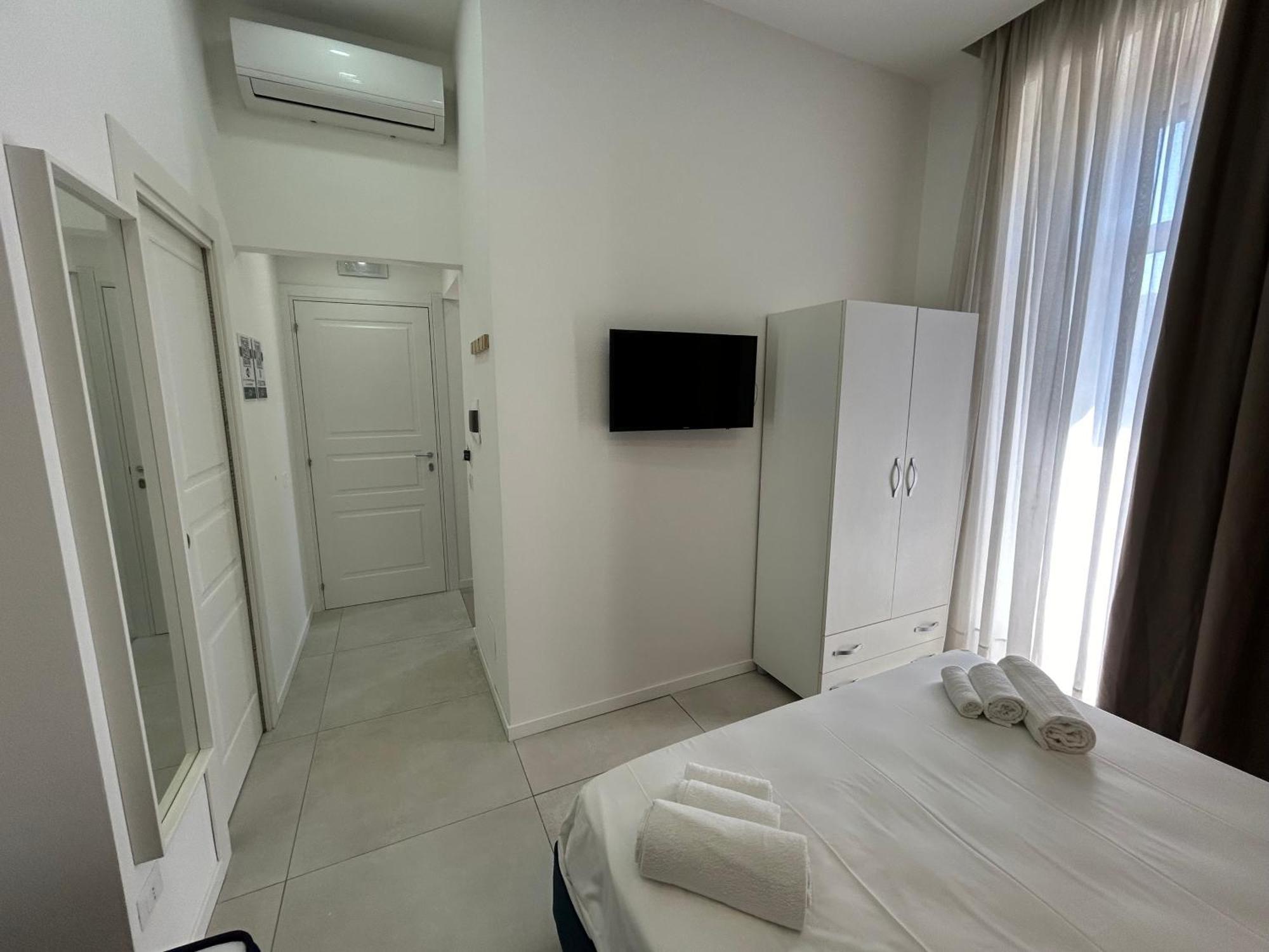 Enjoy Rooms Napoli Esterno foto
